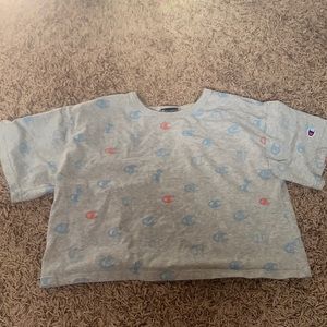 cropped champion shirt